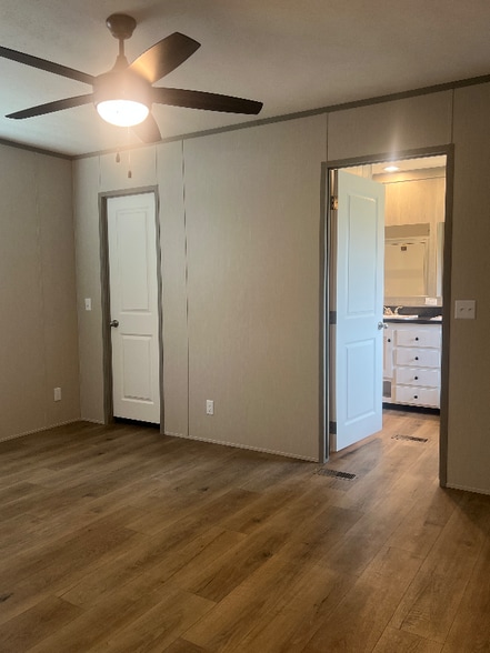 Building Photo - 2001 FM 1195