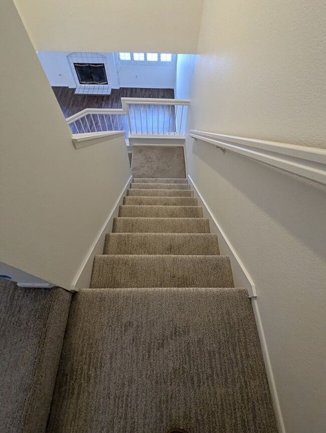Building Photo - 2 Bed / 2.5 Bathroom Two Story Townhome at the Tristan complex in Rancho San Diego