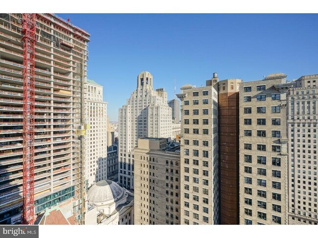 Building Photo - 111 S 15th St