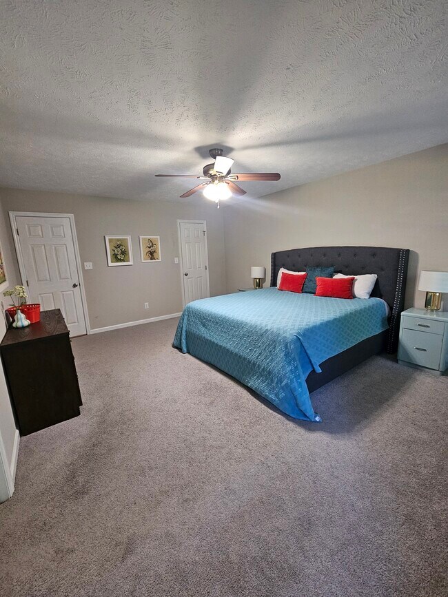 Building Photo - 6483 Gaddis Dr