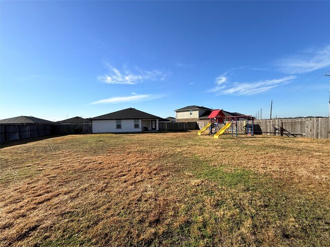 Building Photo - 28930 Yampa Mill Ln