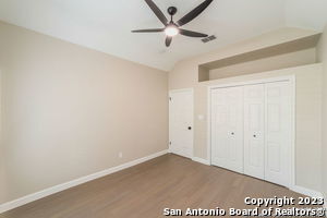 Building Photo - 18605 Elmbrook