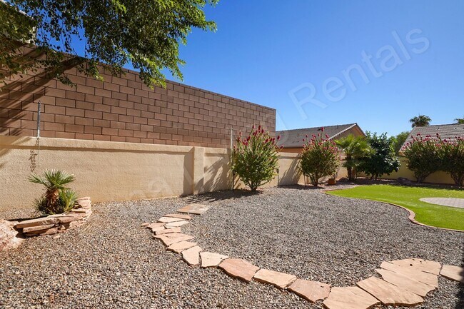 Building Photo - RESIDENTIAL ESTATES BEAUTY!