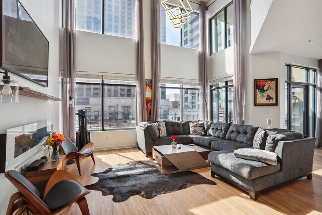 Building Photo - Atlantic Station Luxury