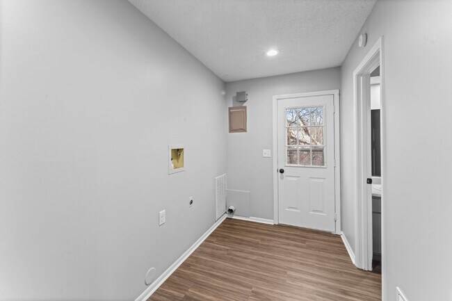 Building Photo - 16104 W 141st Terrace