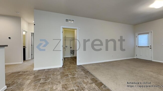 Building Photo - 19310 19th Ave Ct E