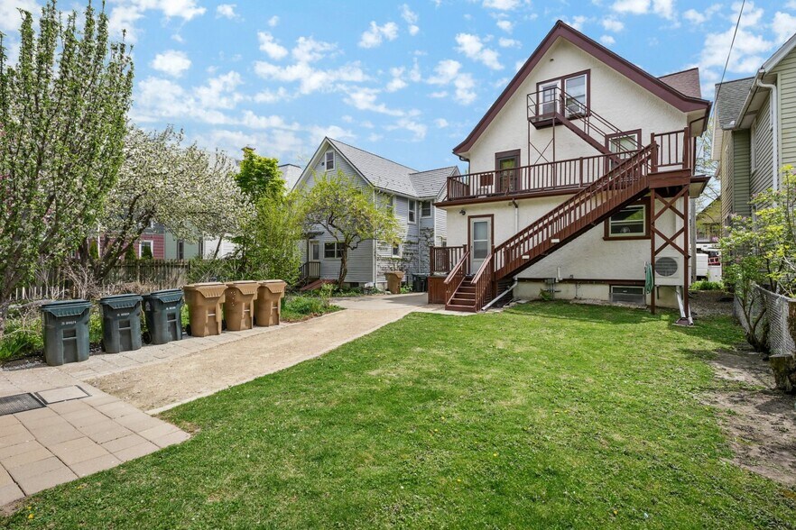 Building Photo - 1238 Spaight St