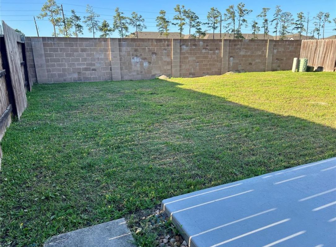 Building Photo - 12347 Breckenwood Mills Dr