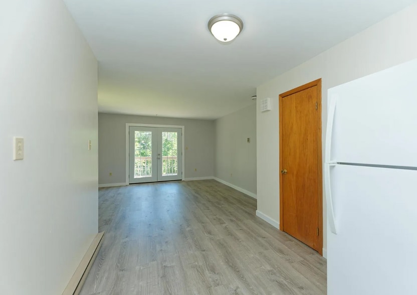 Building Photo - 6067 Veeder Rd