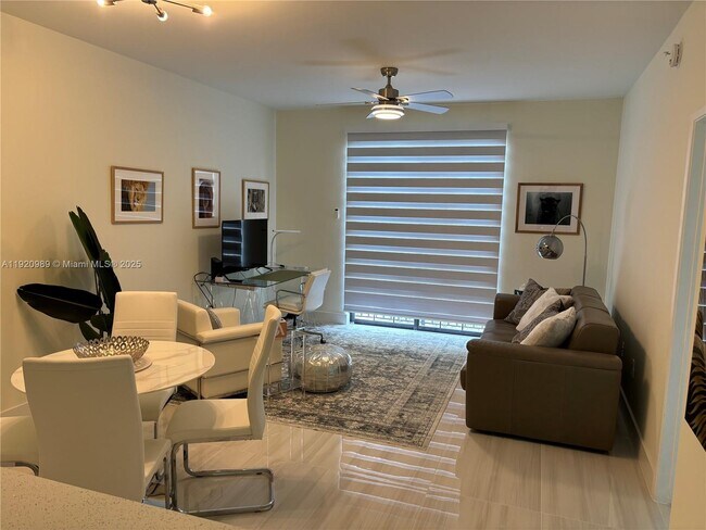 Building Photo - 1900 Van Buren St