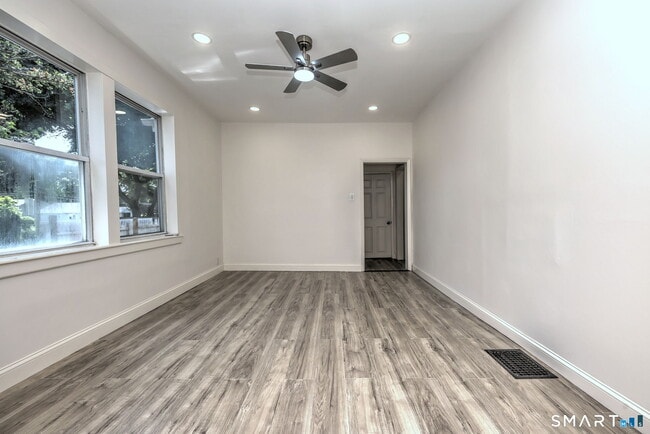 Building Photo - 330 Naugatuck Ave