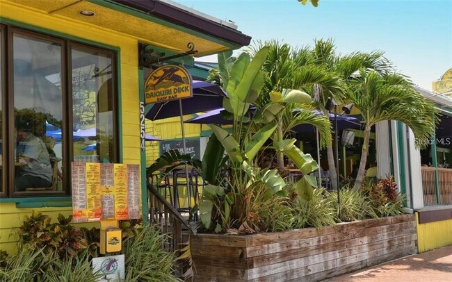 Building Photo - 7237 Cloister Dr