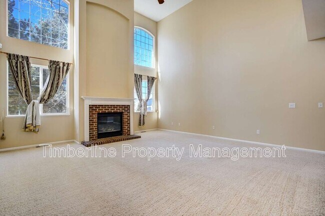 Building Photo - 14480 Tierra Dr