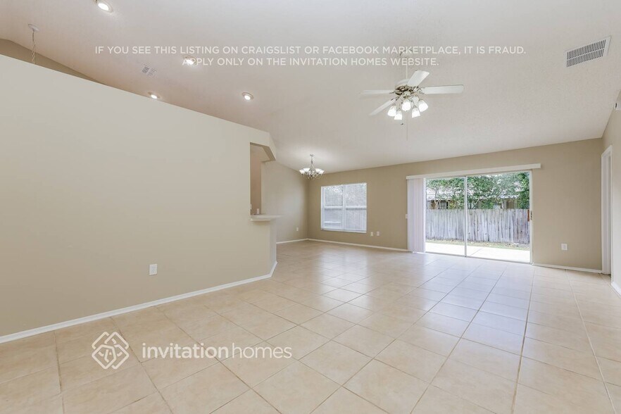 Building Photo - 26821 Roseann Pl