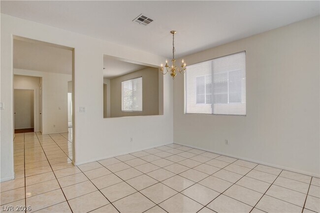 Building Photo - 9890 Ridgehaven Ave