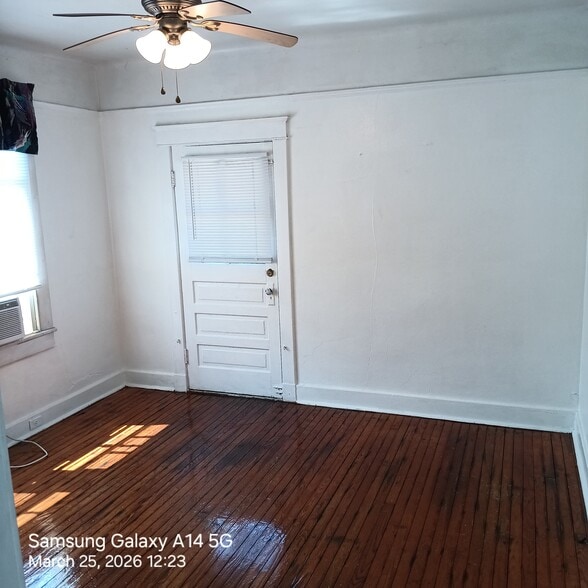 Building Photo - 3314 Touro St