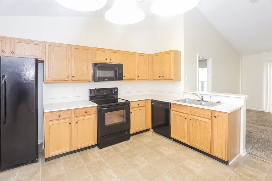 Building Photo - 1056 Meadowbrook Ln SW