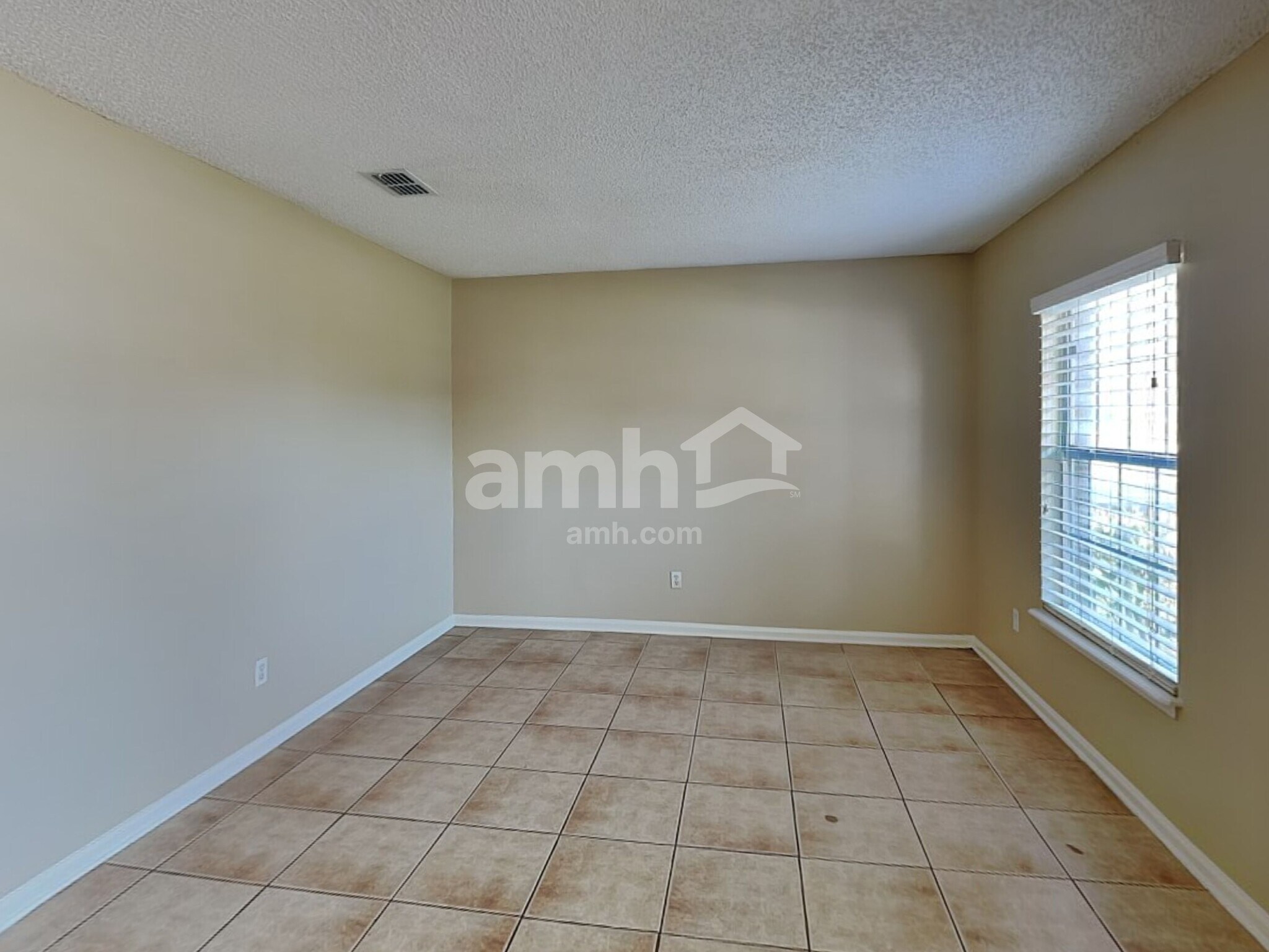 Building Photo - 3154 Fox Squirrel Dr