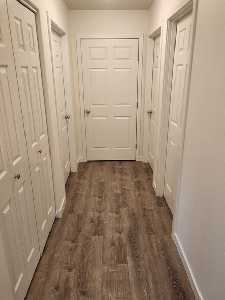 Building Photo - 4036 W Marble Way