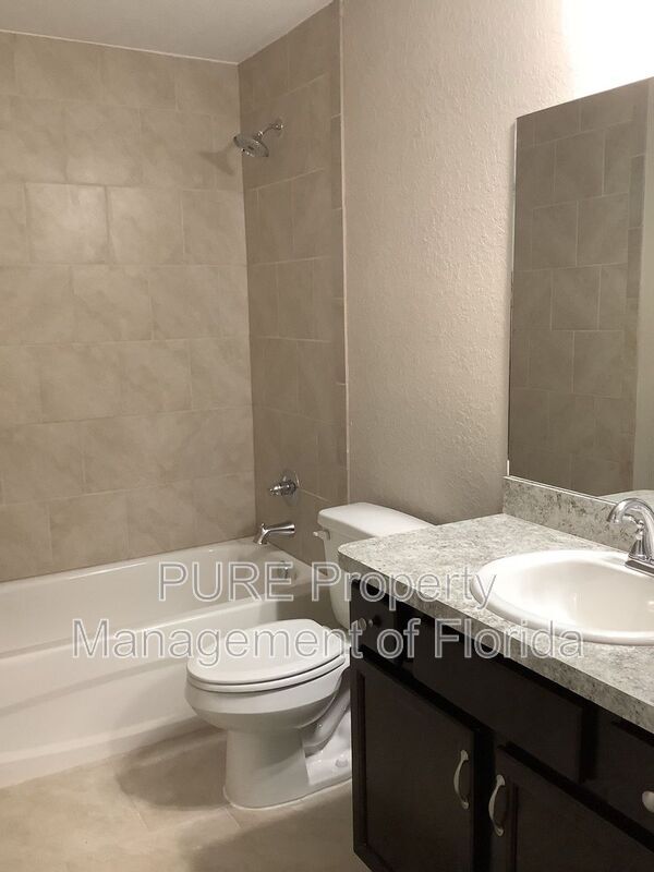 Building Photo - 2945 SW 148 Ct