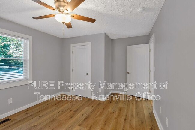 Building Photo - 622 Maplewood Ln