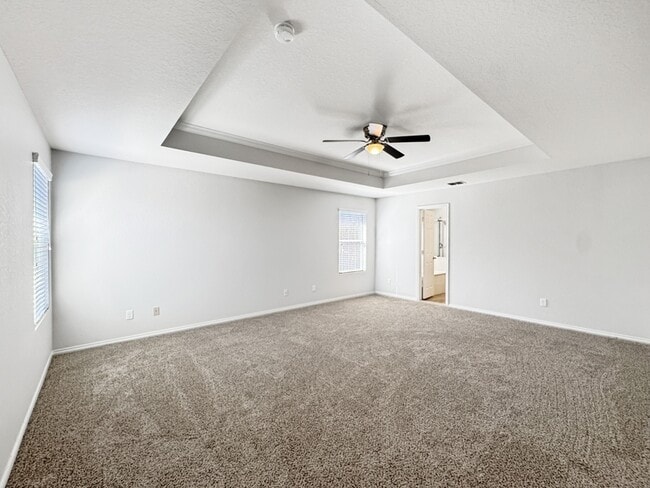 Building Photo - 8139 Ashwood Pointe