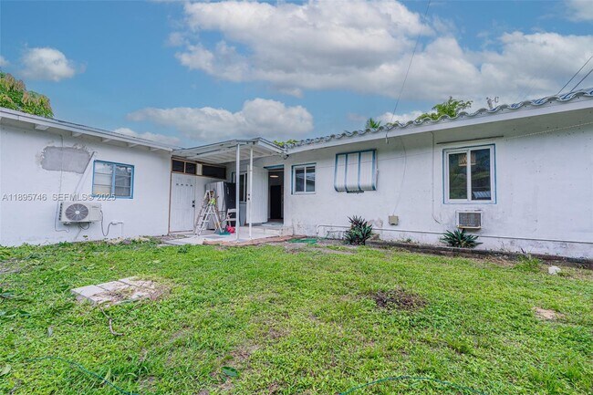 Building Photo - 12426 NW 8th Ave