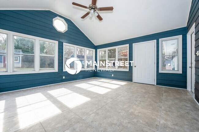 Building Photo - 3 Bedroom Pet-Friendly Home in McDonough, ...