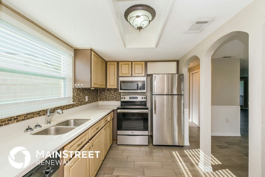 Building Photo - 2020 Tumbleweed Dr