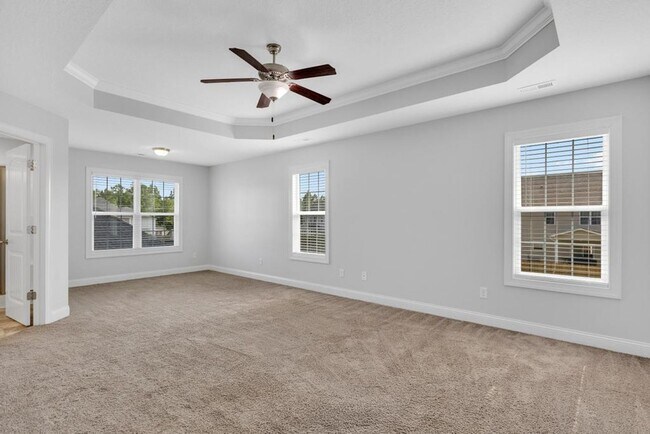 Building Photo - Sterling Farms Beauty!