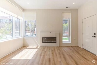 Building Photo - 2 bedroom in Chicago IL 60641