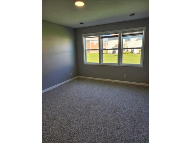 Building Photo - 14526 111th Ave N