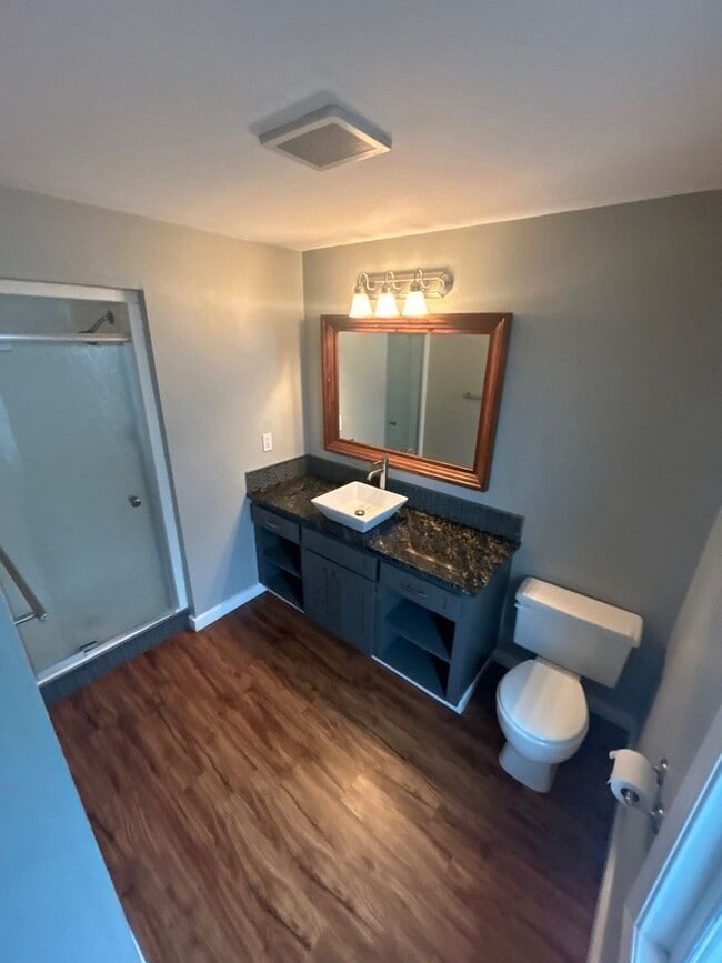 Building Photo - 3677 Carmelle Ct NE