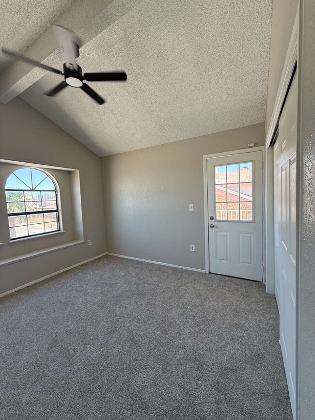 Building Photo - 11708 Sierra Azul Dr