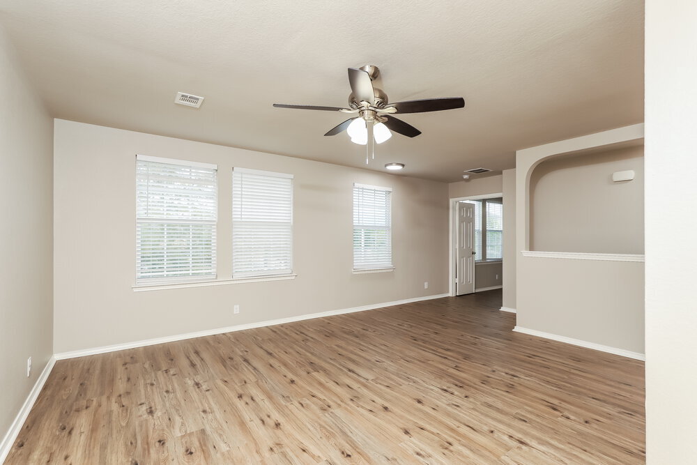 Building Photo - 255 Limestone Creek