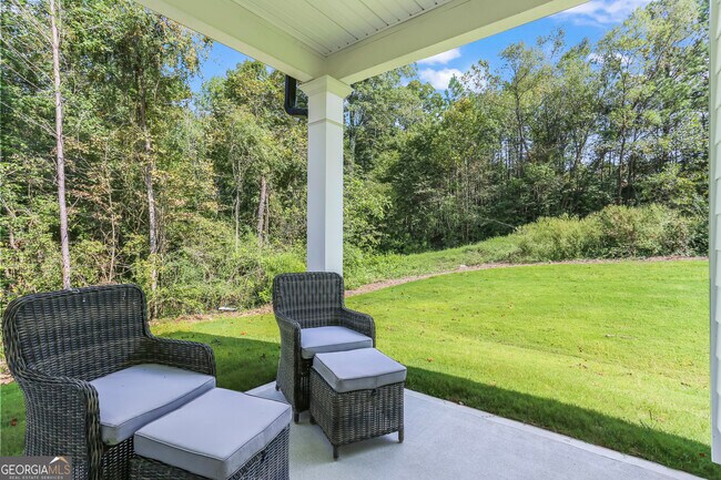 Building Photo - 3688 Chevington Ct SE