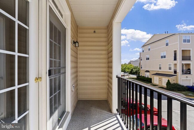 Building Photo - 42563 Highgate Terrace