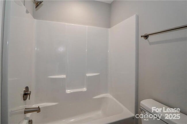 Building Photo - 3973 Newhall Dr NW