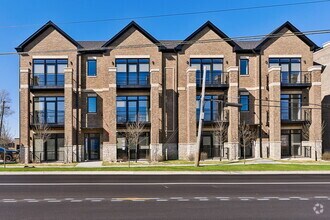 Building Photo - 770 E Irving Park Rd