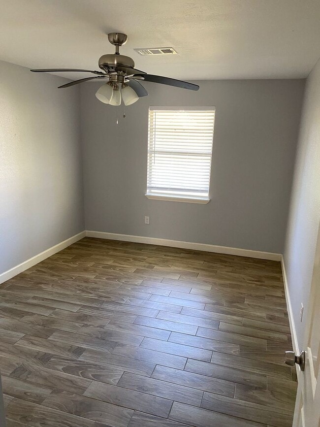 Building Photo - Gorgeous all renovated Home in Sour Lake, TX!