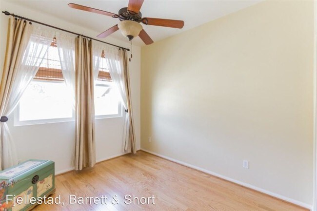 Building Photo - 3 br, 3 bath House - 1046 Iron Wheel Street