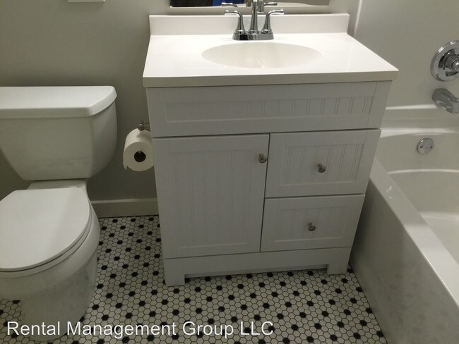 Building Photo - 5 br, 4 bath House - 633 Shades Crest Road