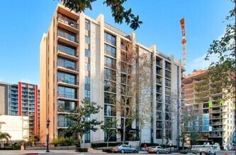 Building Photo - 1 bed /1 bath in Downtown San Diego