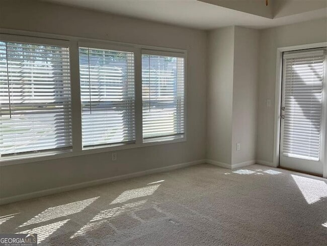 Building Photo - 1809 Parkades Path