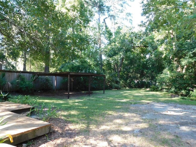 Building Photo - 2 Bedroom on Toombs