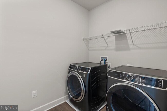 Building Photo - 1448 Lavender Clf Wy