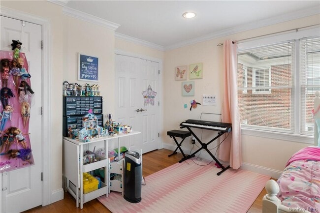 Building Photo - 46 Morgan St