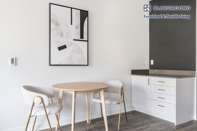 Building Photo - 15301 NE Turing St