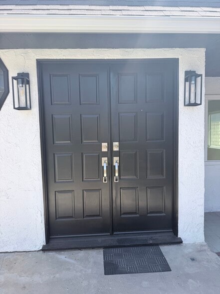 Front Entrance - 19308 Valerio St