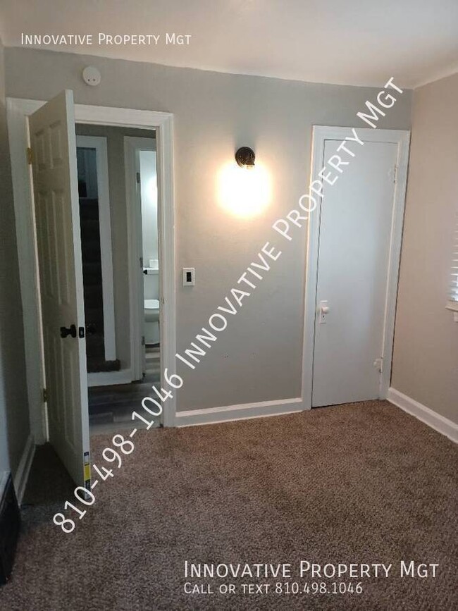 Building Photo - 2613 Wisner St
